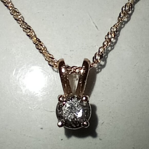 14Kt Yellow Gold “Salt & Pepper” Solitaire Diamond Pendant with Chain - Picture 1 of 4